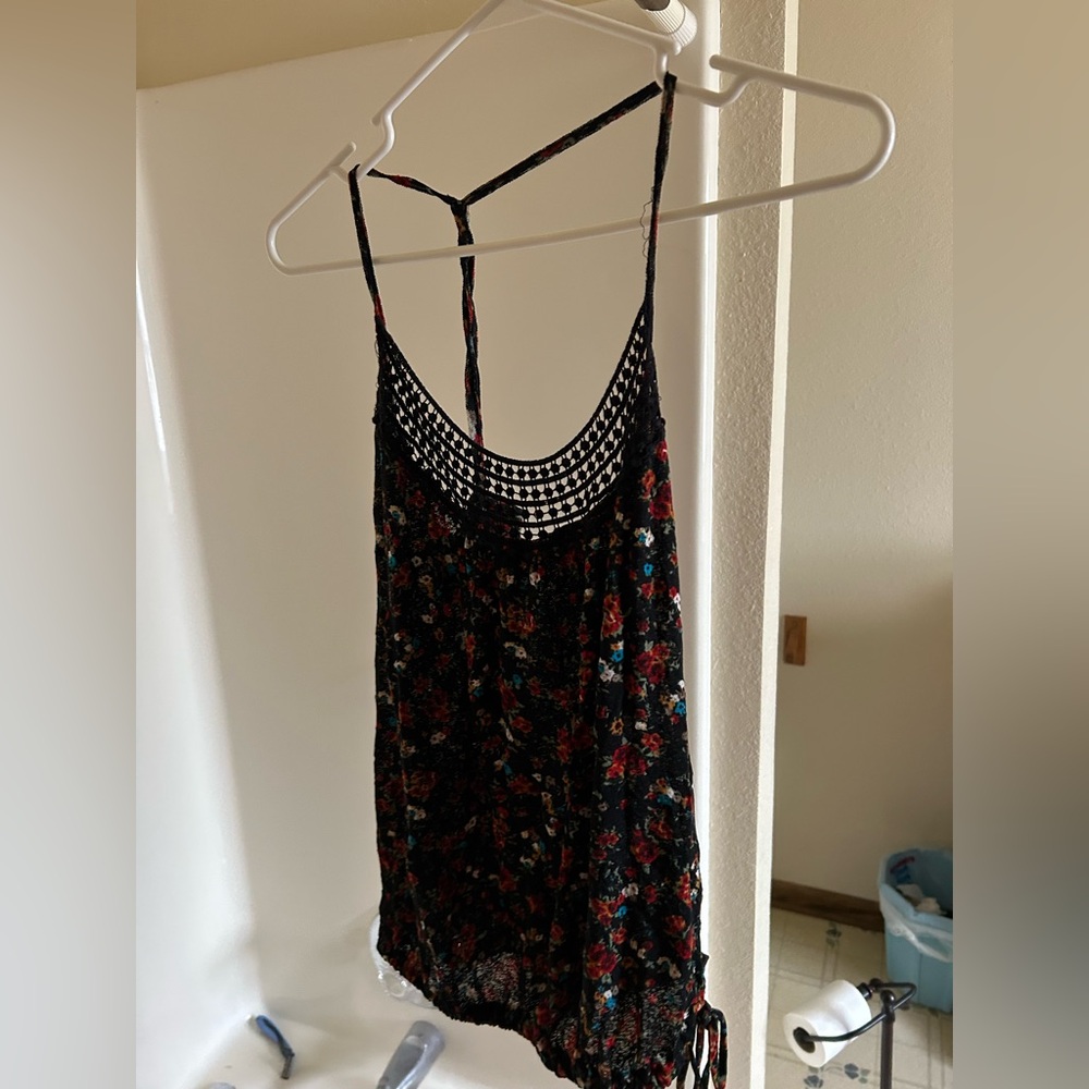 Floral top